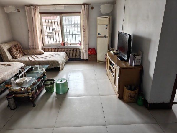 牟山一區(qū)，房屋出售！